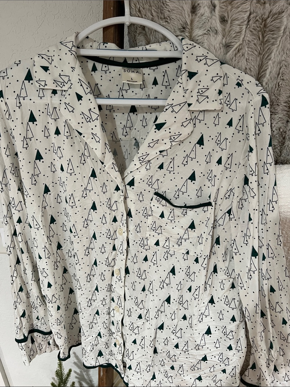 Soma Women’s White Button-Up Shirt PJ Top with Green Tree Print